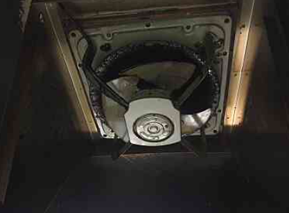 愛知県名古屋市 有圧換気扇の取り替え